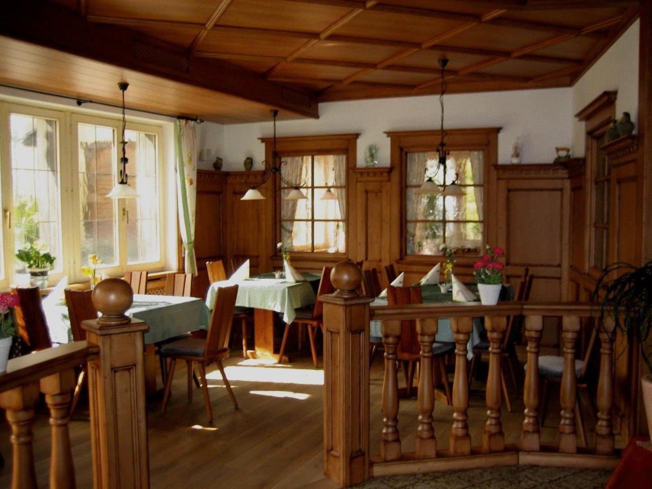 Hotel Krone Stuehlingen - Das Tor Zum Suedschwarzwald Stuhlingen Buitenkant foto