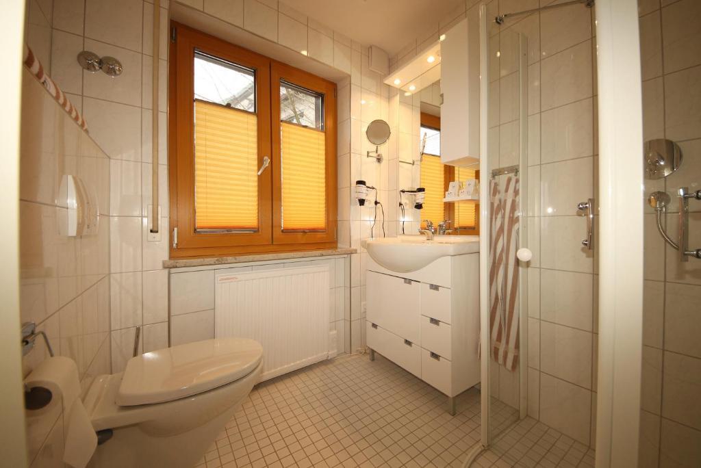 Hotel Krone Stuehlingen - Das Tor Zum Suedschwarzwald Stuhlingen Buitenkant foto